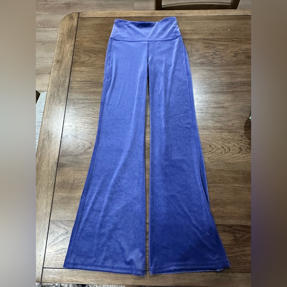 Athleta Elation Velvet Flare Pant Women's Size XS High Rise Stretch